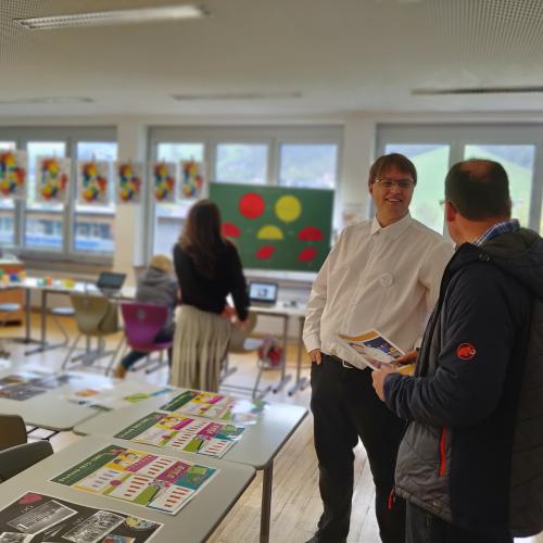 Tag der offenen Tür 100