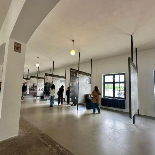 dachau25