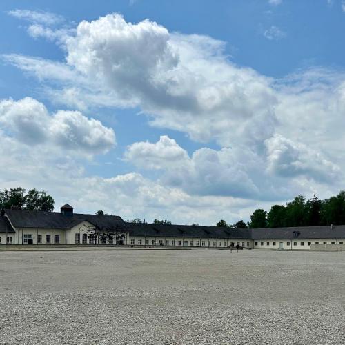 dachau25